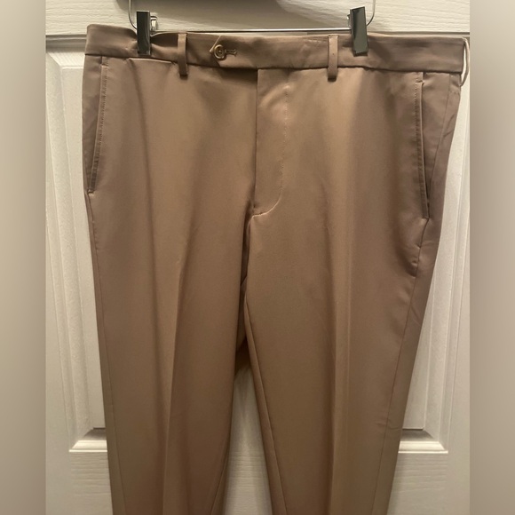 PRE-OWNED NAUTICA MEN'S FLAT FRONT DRESS PANTS- SIZE 36 X 30 - Picture 4 of 6